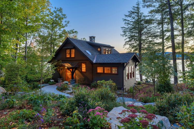 Click here to enlarge image